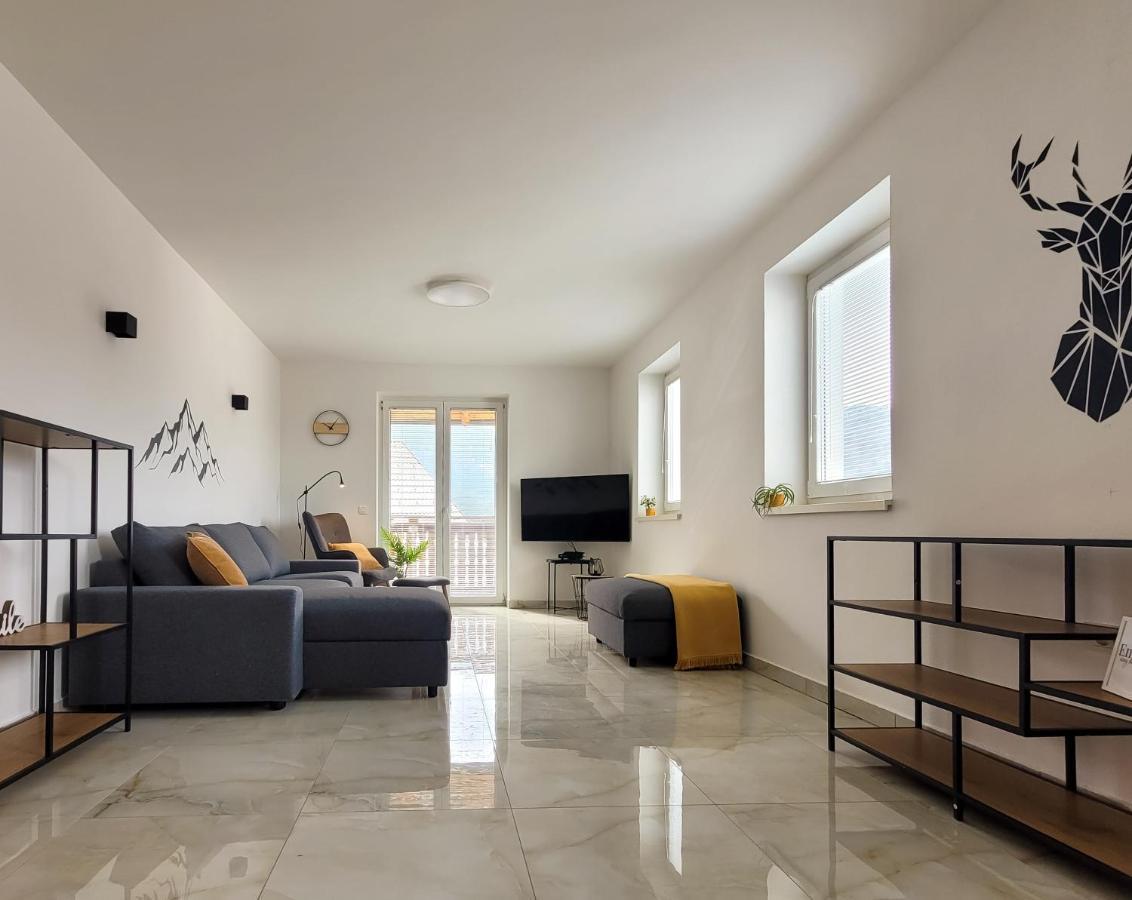 Apartments Julian Experience Rateče Eksteriør billede