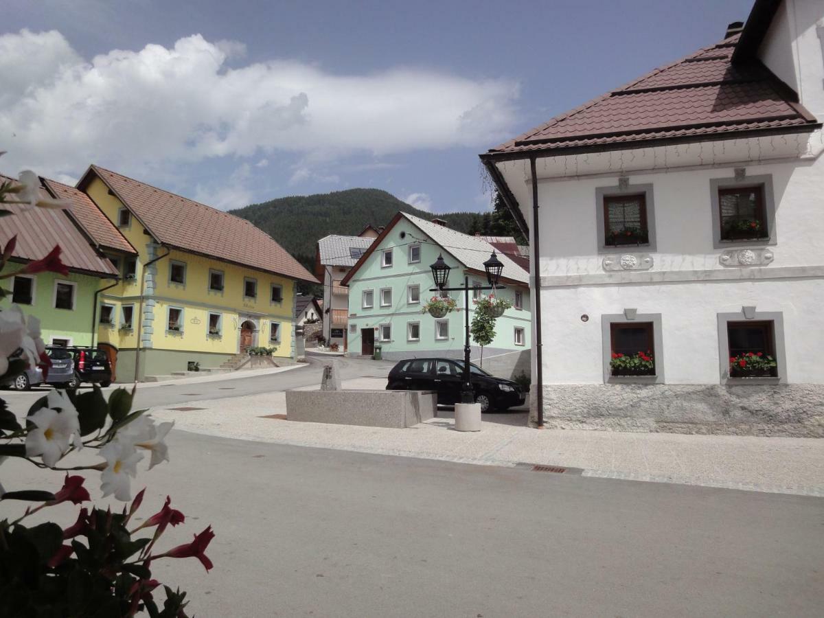 Apartments Julian Experience Rateče Eksteriør billede